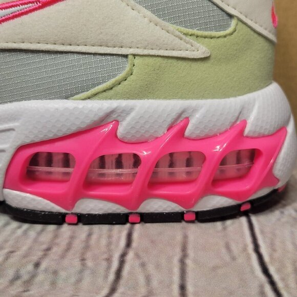 Womens Nike Zoom Air Fire- Light Silver/Hyper Pink/Olive Aura/White - Picture 5 of 12